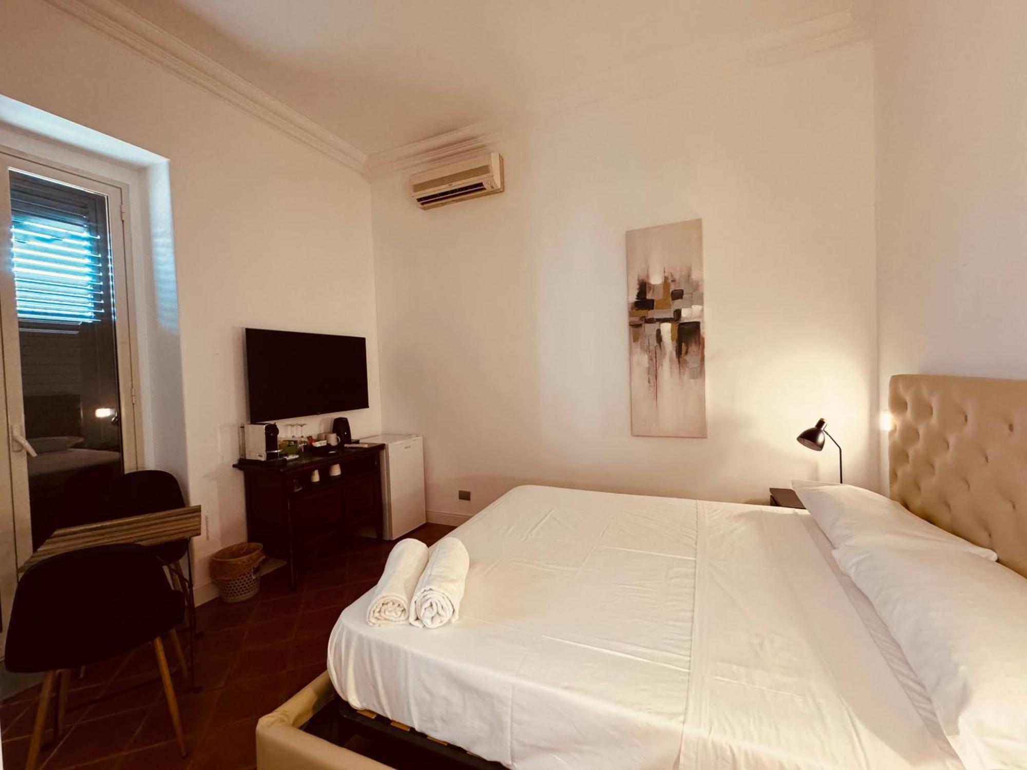 Swim Apartment Fronte Mare Catania Bagian luar foto